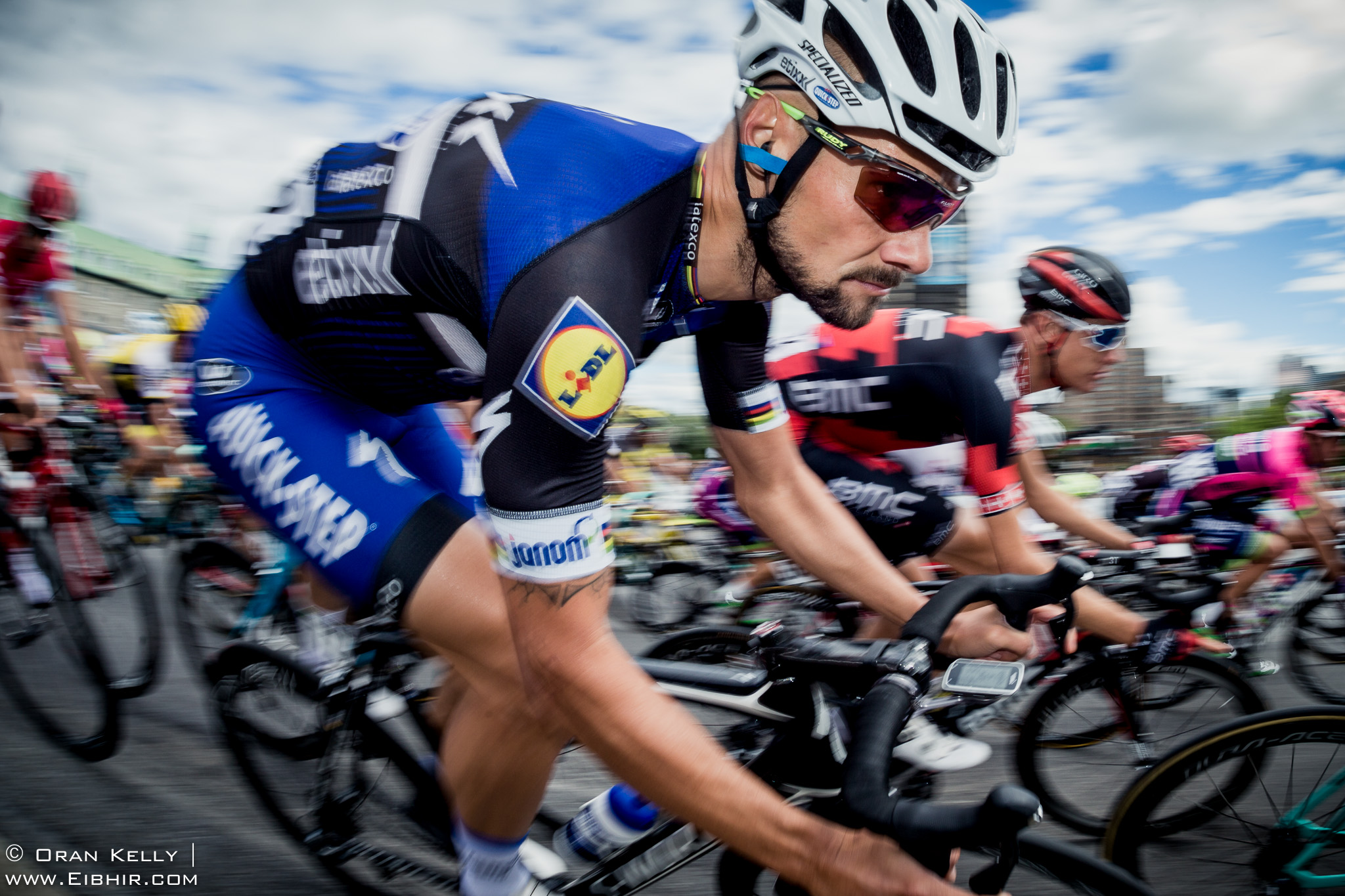 2016 Grands Prix Cyclistes de Québec et de Montréal, Montreal Race, TomBOONEN(BEL-EQS), races through hairpin turn on Avenue du parc